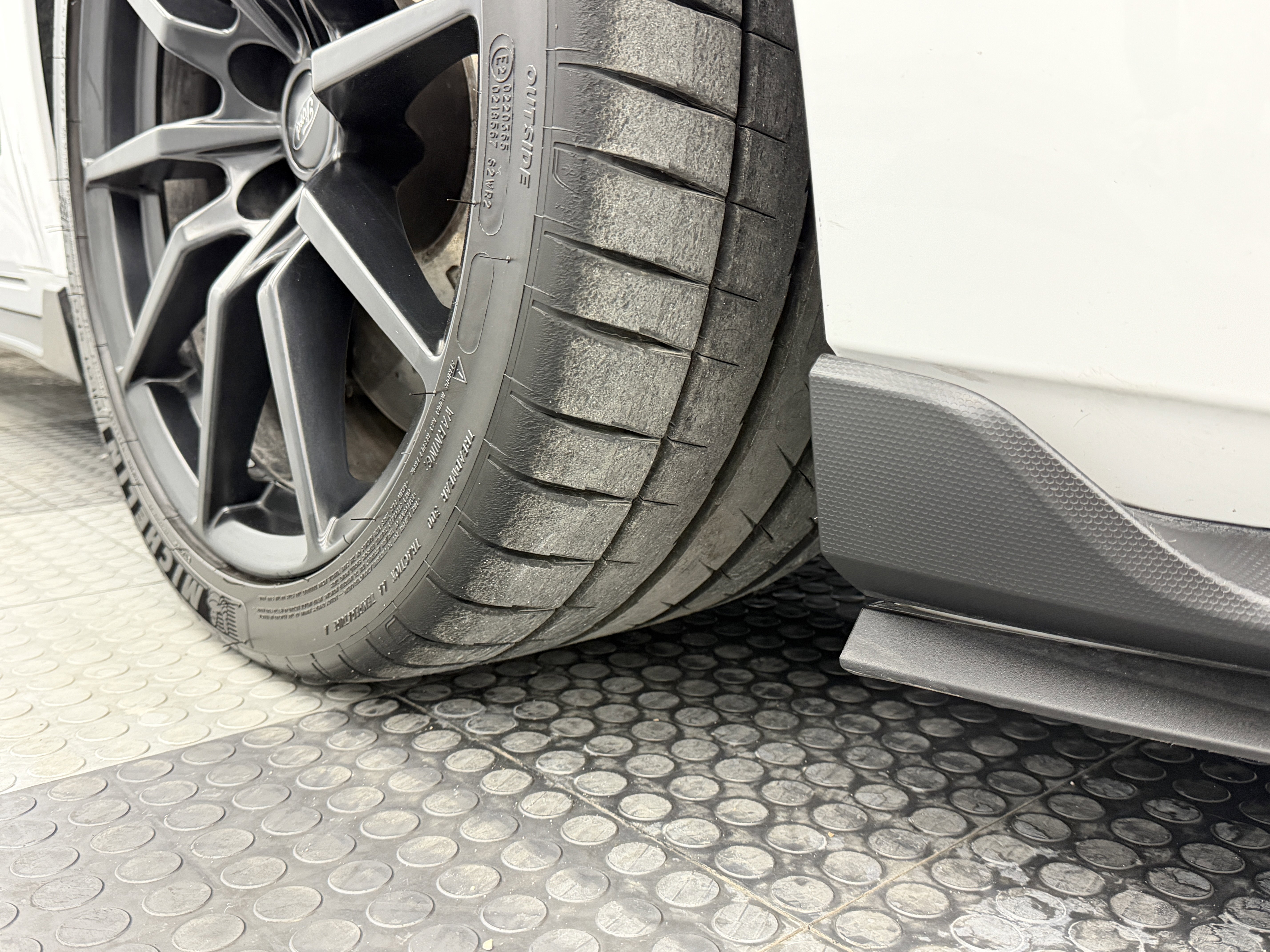 Used 2017 Ford Mustang Shelby GT350 image 22