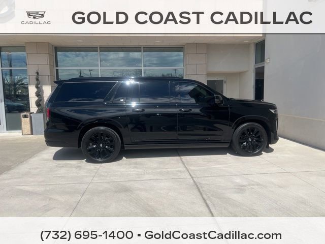 Used 2023 Cadillac Escalade ESV Sport w/ Touring Package image 4