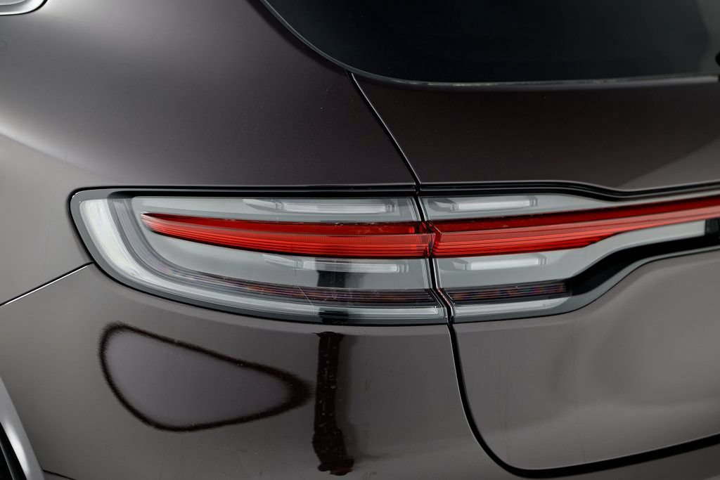New 2026 Porsche Macan AWD/4WD image 12