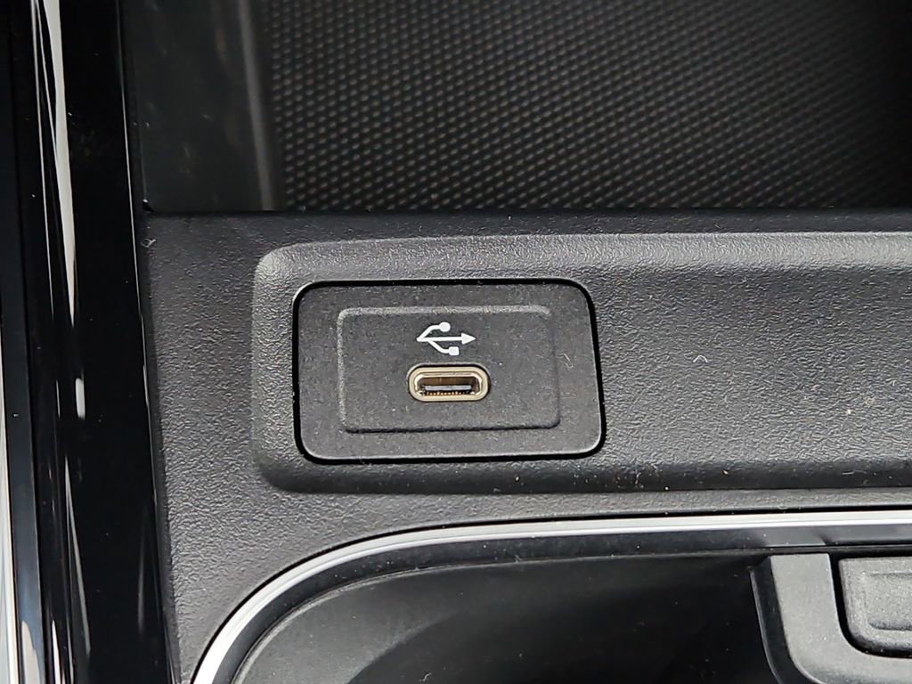 New 2026 Mercedes-Benz GLA 250 image 24