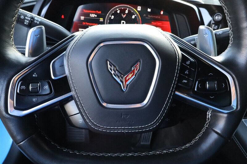 Used 2022 Chevrolet Corvette Stingray Premium Conv w/ Z51 Performance Package RWD image 17