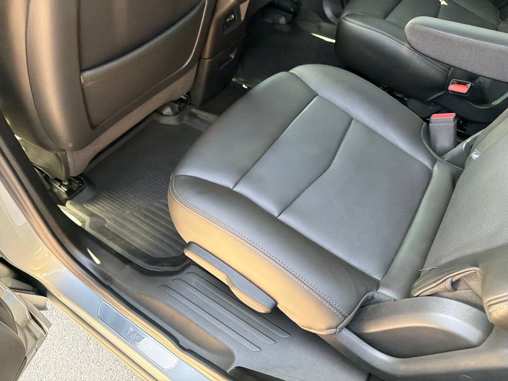 Certified 2023 Cadillac XT6 Premium Luxury w/ Technology Package FWD image 38