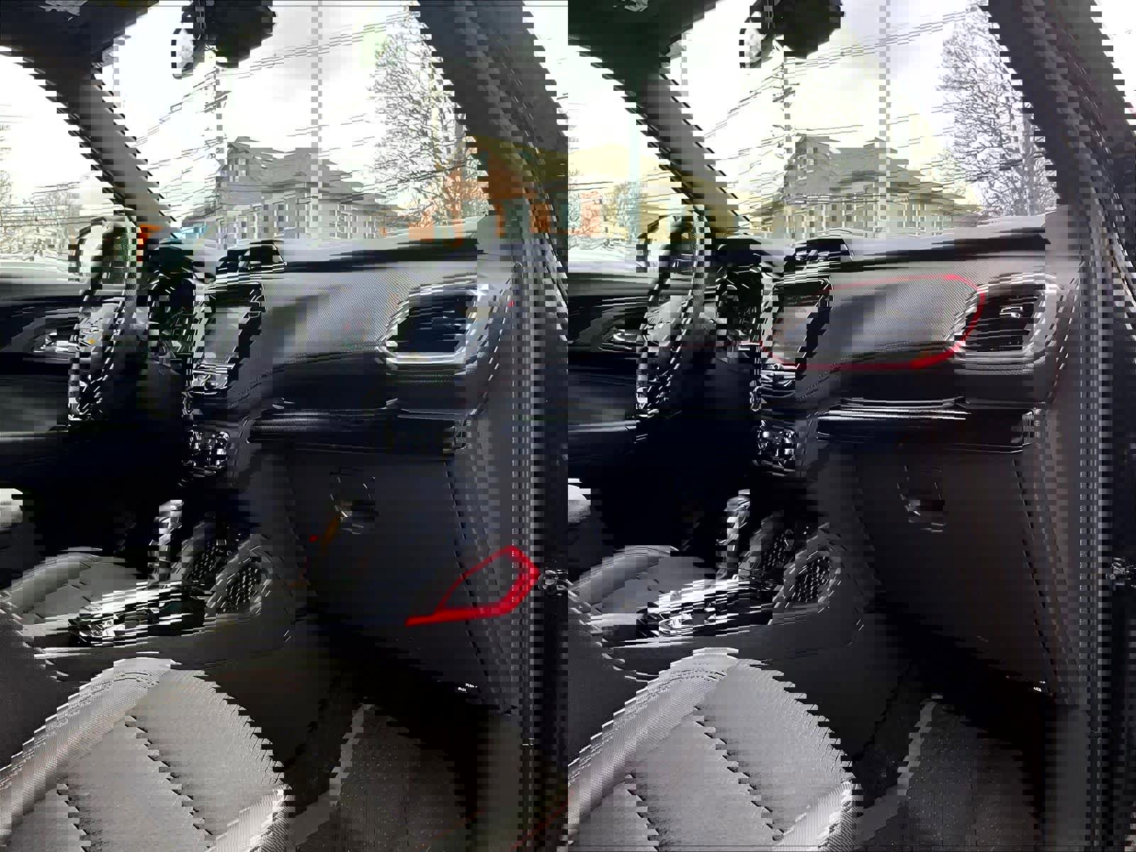 Used 2023 Chevrolet TrailBlazer RS w/ Technology Package AWD/4WD image 14