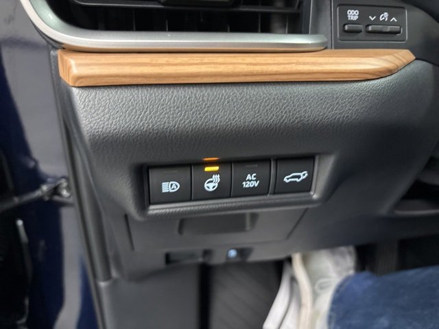 Used 2025 Toyota Grand Highlander AWD Hybrid image 27