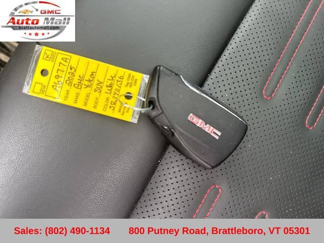 Certified 2025 GMC Yukon AT4 Ultimate AWD/4WD image 30