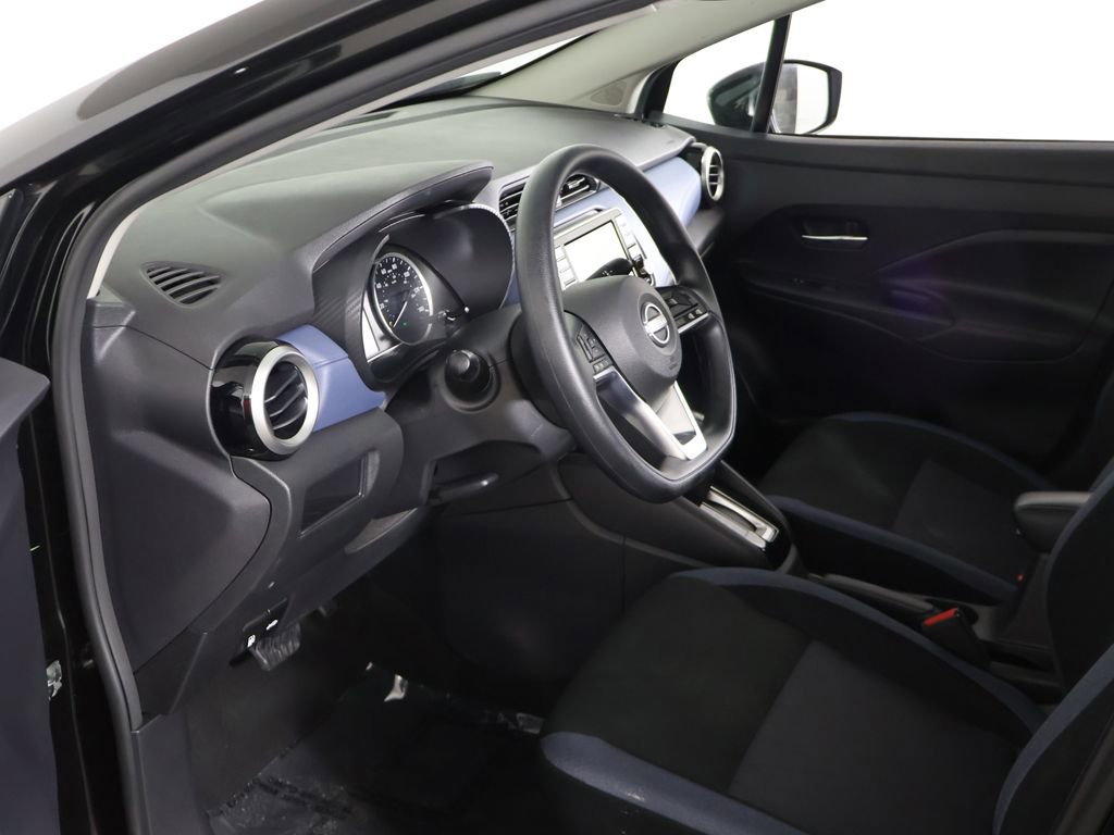 Used 2025 Nissan Versa SV image 20