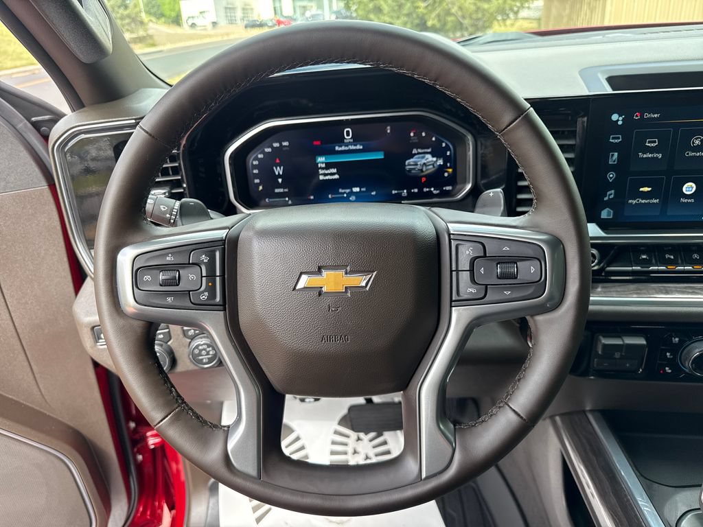 Used 2026 Chevrolet Silverado 1500 LTZ w/ LTZ Convenience Package II AWD/4WD image 16