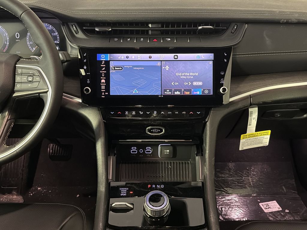 New 2026 Jeep Grand Cherokee Limited image 23