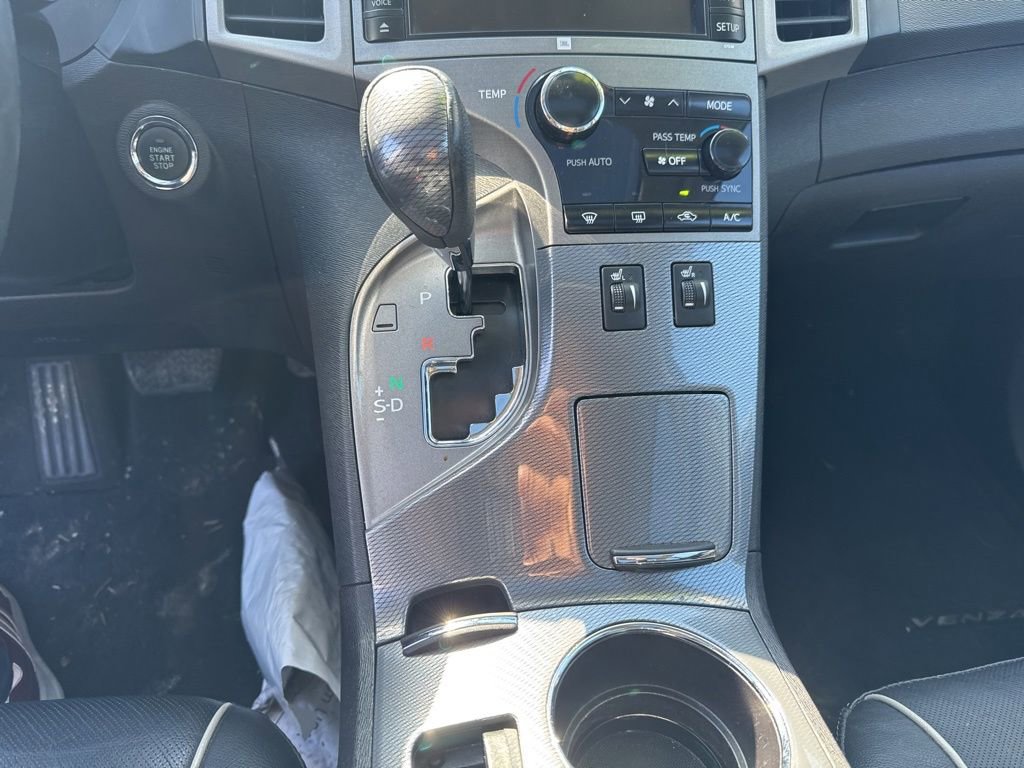 Used 2014 Toyota Venza Limited w/ Tow Prep Package image 7