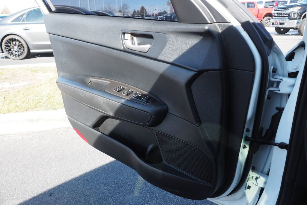 Used 2020 Kia Optima SE image 13