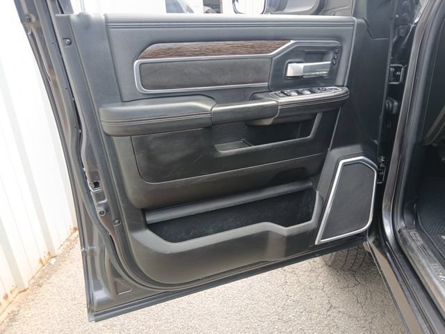 Used 2019 RAM 3500 Laramie AWD/4WD image 63