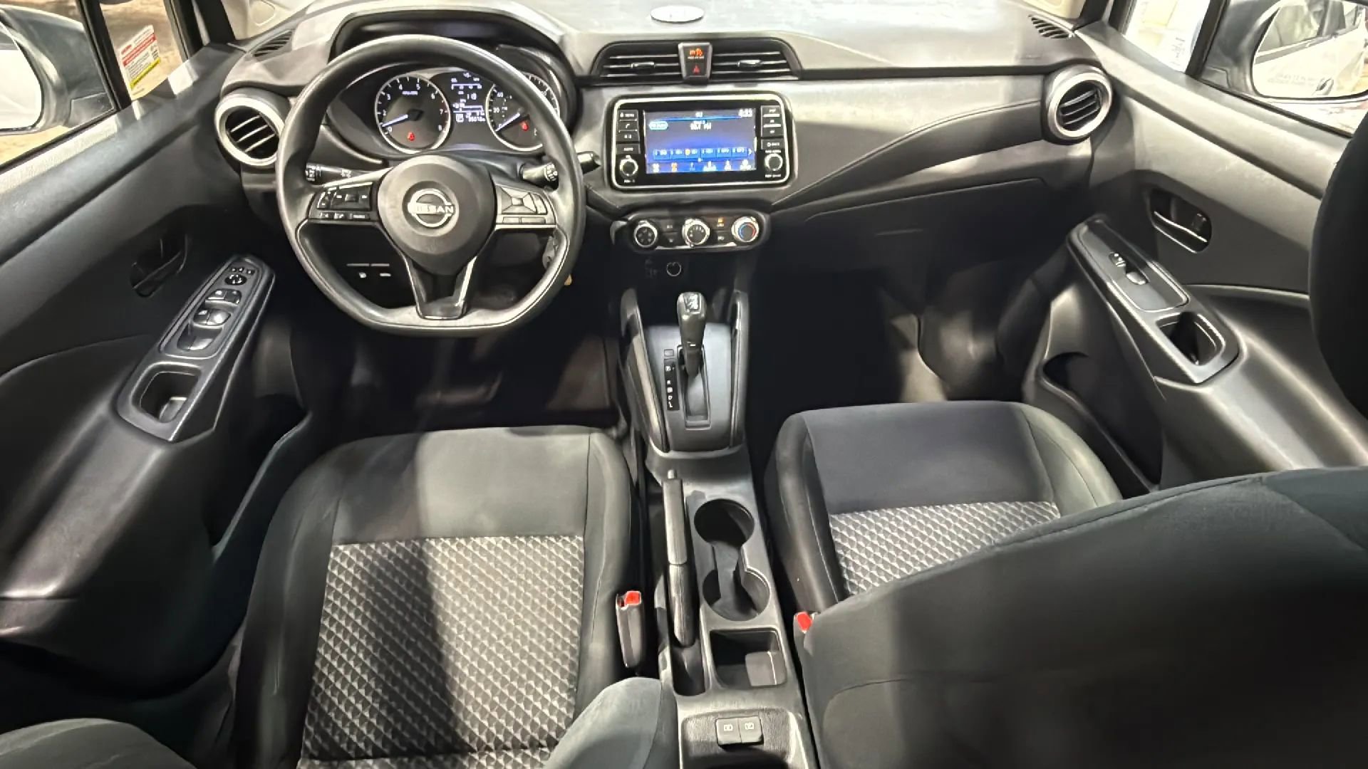 Used 2023 Nissan Versa S FWD image 26