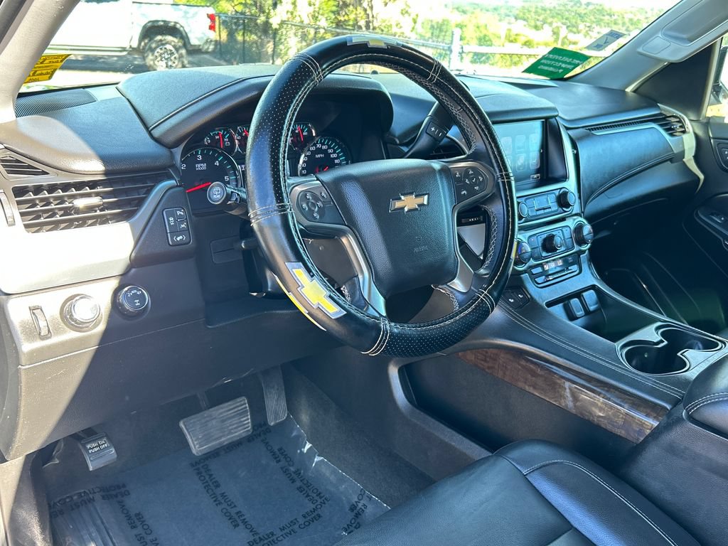 Used 2018 Chevrolet Suburban LT AWD/4WD image 8