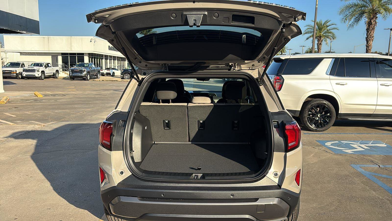 New 2026 GMC Terrain Elevation image 17