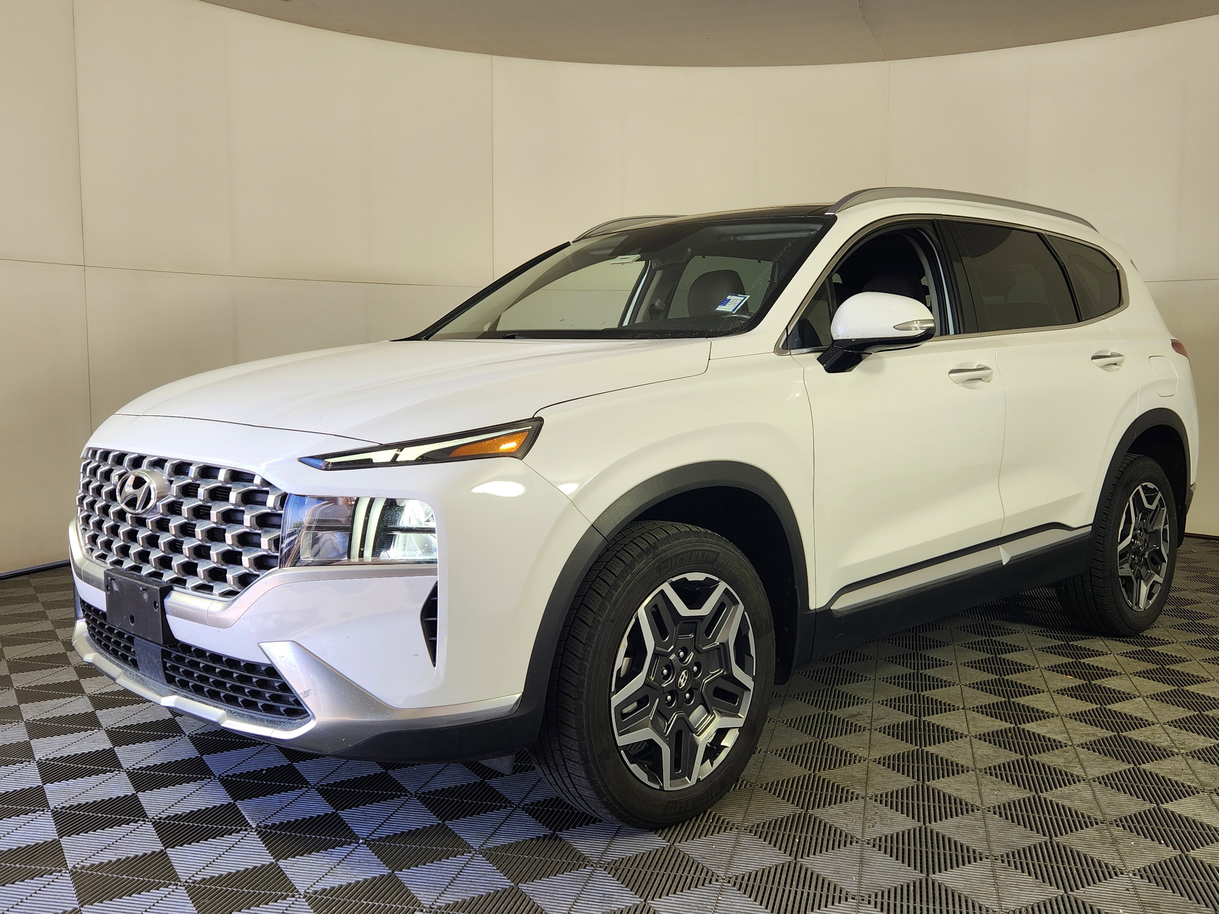 Used 2022 Hyundai Santa Fe SEL Premium AWD/4WD image 3