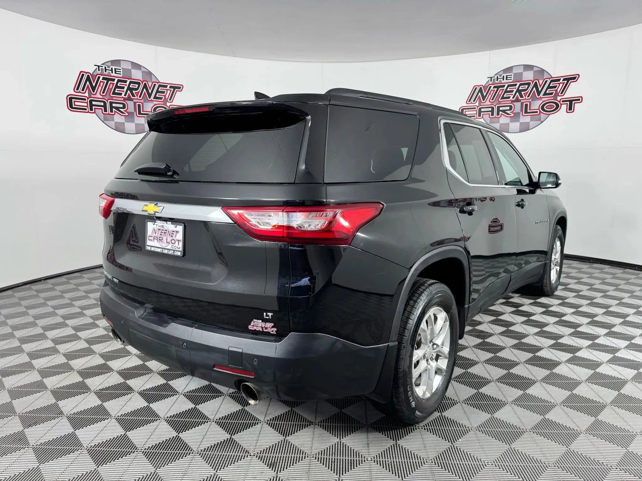 Used 2020 Chevrolet Traverse LT w/ LPO, Floor Liner Package image 7