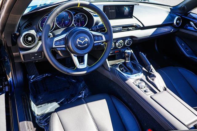 Used 2025 MAZDA MX-5 Miata Grand Touring w/ Appearance Package RWD image 14