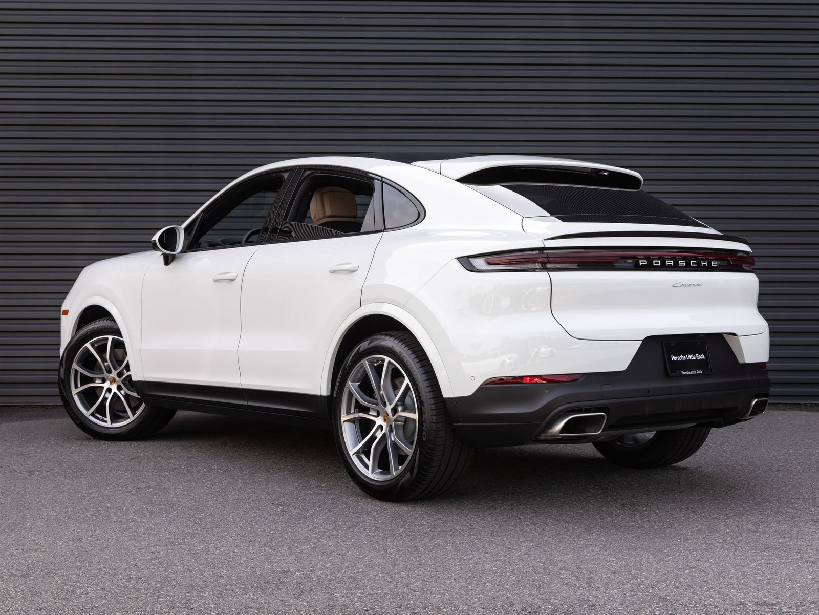 Certified 2026 Porsche Cayenne Coupe AWD/4WD image 3