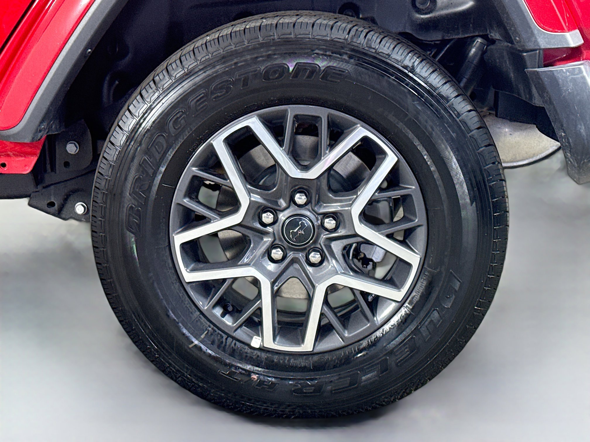 Used 2025 Jeep Wrangler Sahara image 37