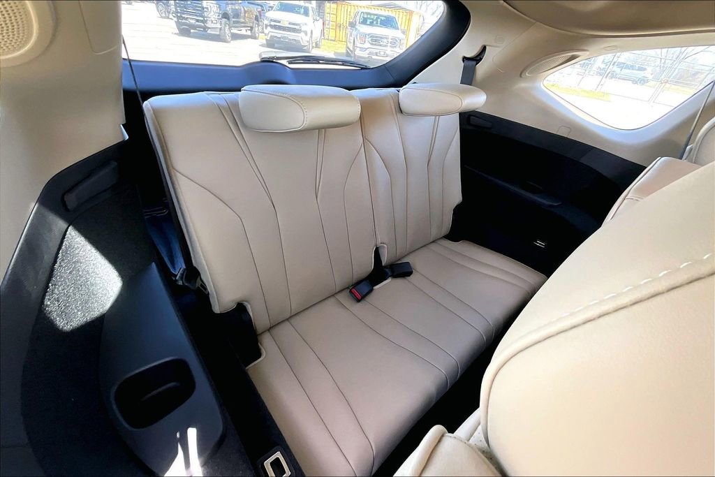 Certified 2025 Acura MDX w/ Technology Package image 39