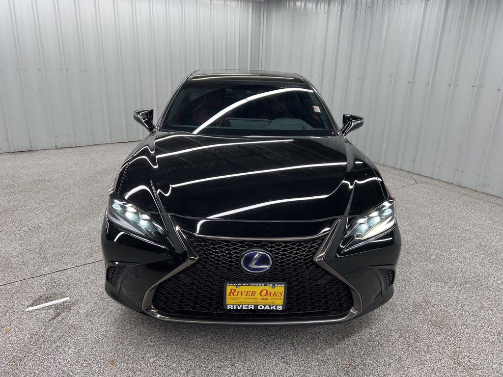 Used 2022 Lexus ES 300h F Sport w/ Accessory Package 2 image 2