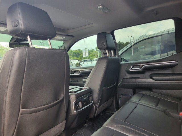 Used 2024 Chevrolet Silverado 1500 LTZ w/ LTZ Premium Package AWD/4WD image 27