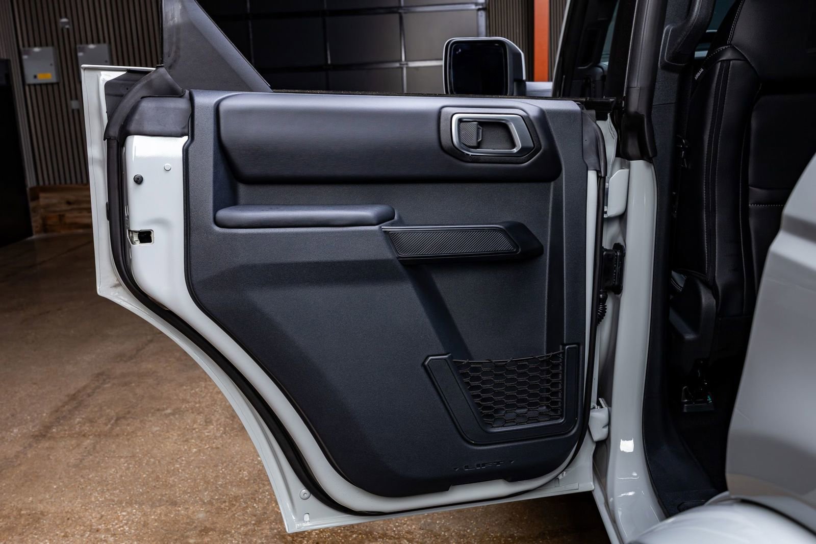 Used 2026 Ford Bronco Outer Banks image 38