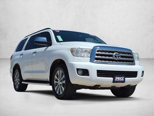 Used 2017 Toyota Sequoia Limited w/ Safety & Convenience Package AWD/4WD image 3