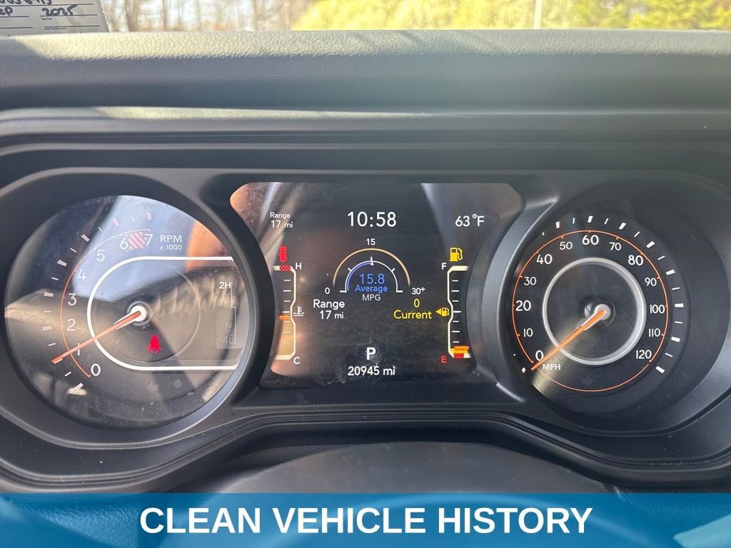 Used 2025 Jeep Wrangler Rubicon image 3