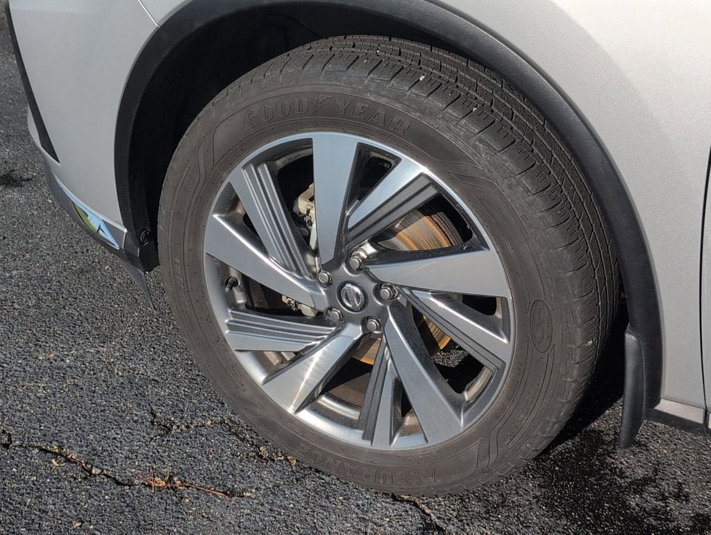 Used 2020 Nissan Murano SL w/ Moonroof Package FWD image 11
