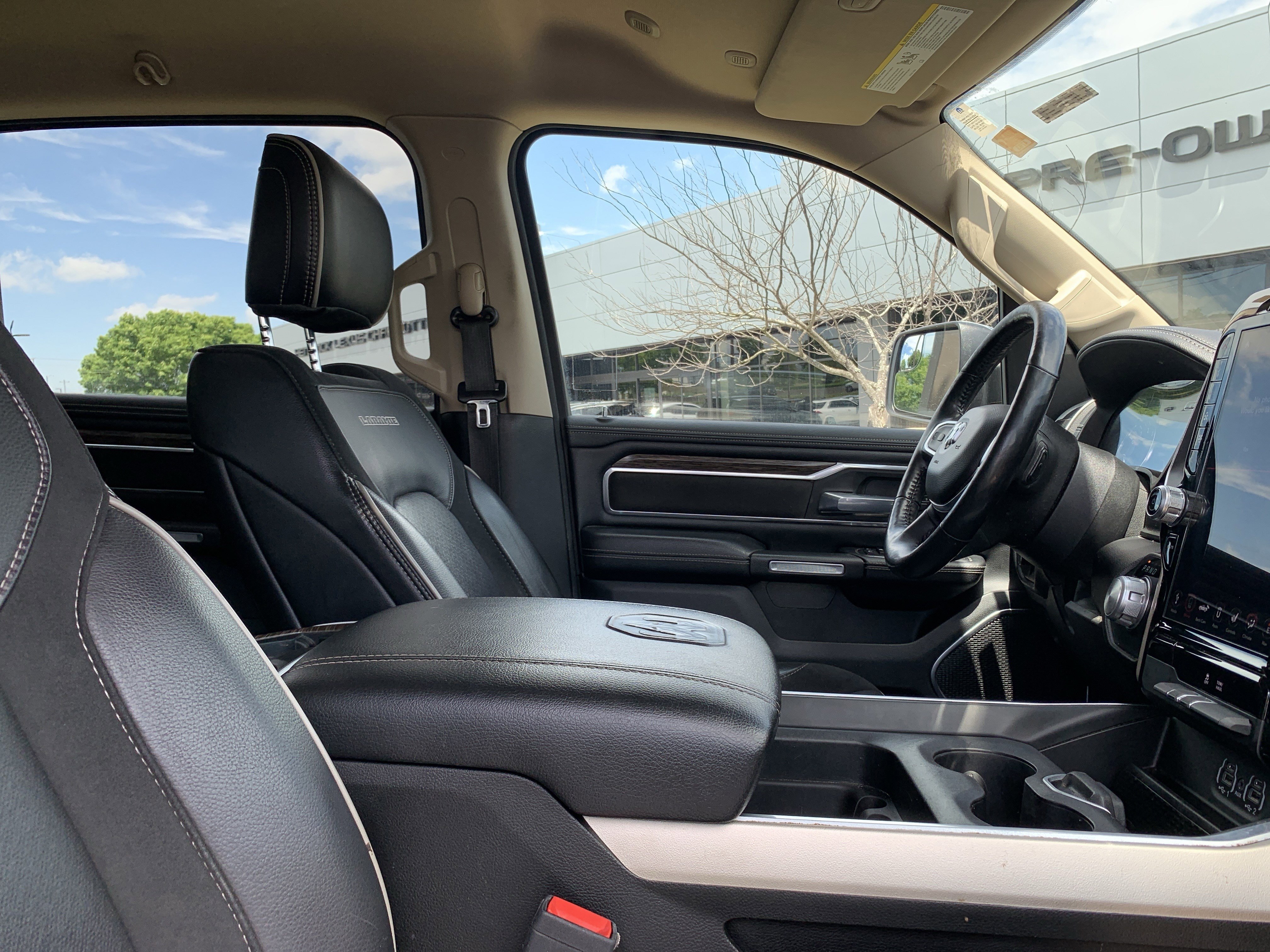 Used 2020 RAM 1500 Laramie AWD/4WD image 36
