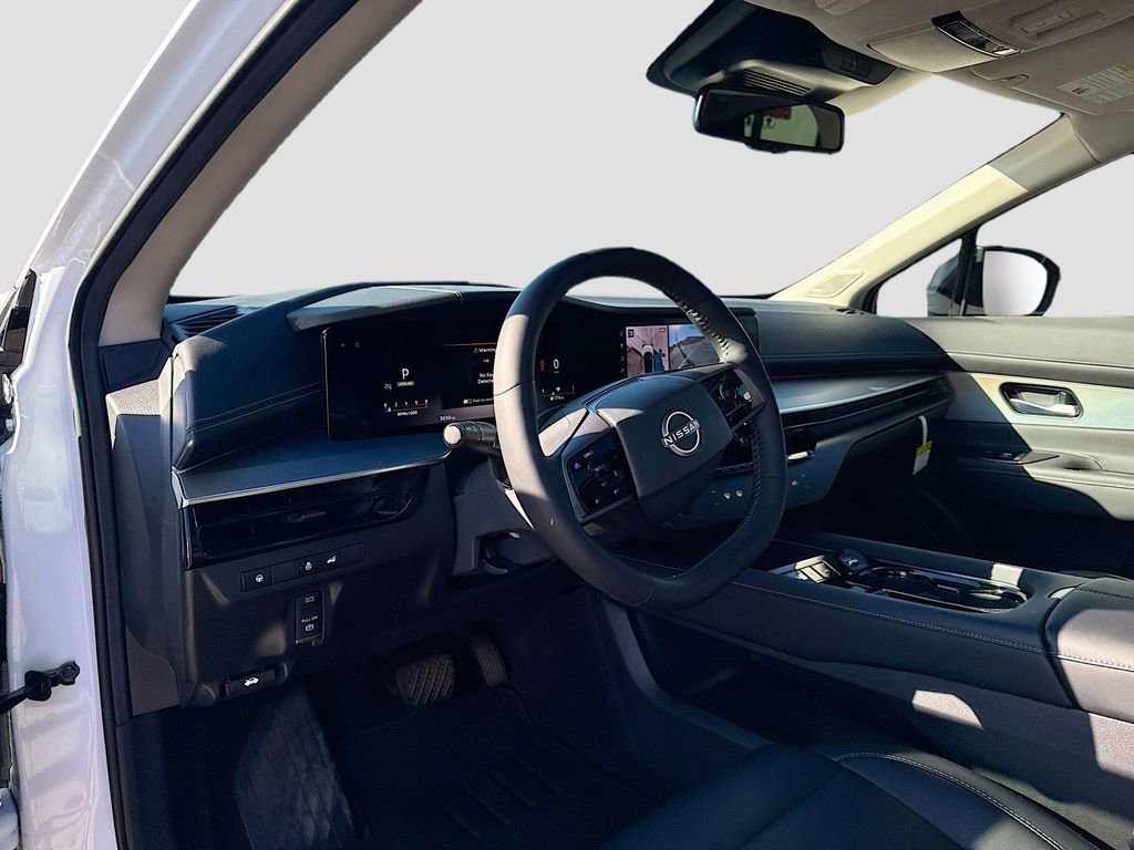 Used 2025 Nissan Murano SL image 8