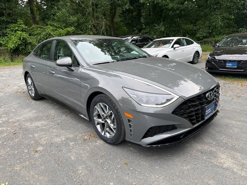 Certified 2023 Hyundai Sonata SEL FWD image 2