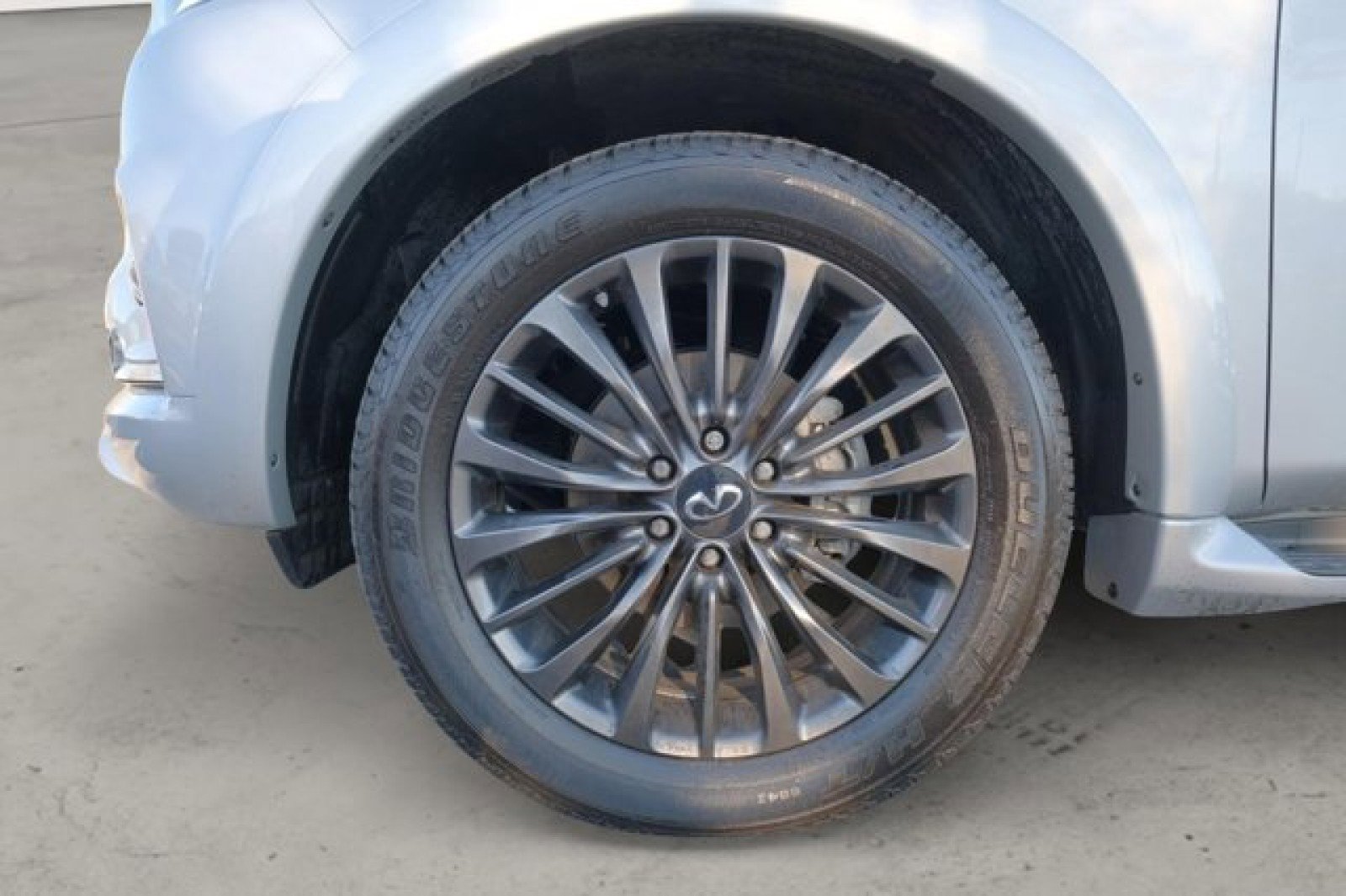 Certified 2022 INFINITI QX80 Premium Select w/ Cargo Package image 10