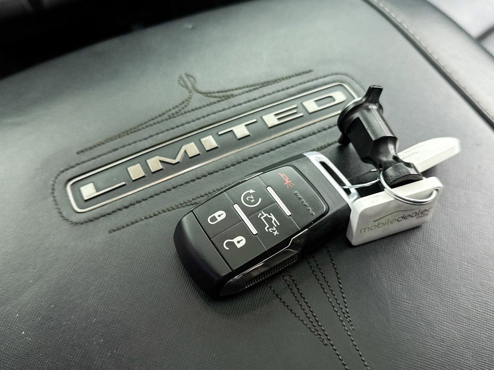 Used 2021 RAM 2500 Limited image 32