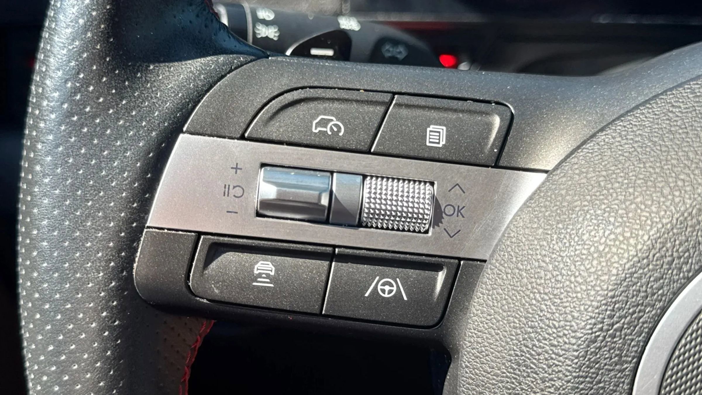 Used 2024 Hyundai Kona N Line image 37