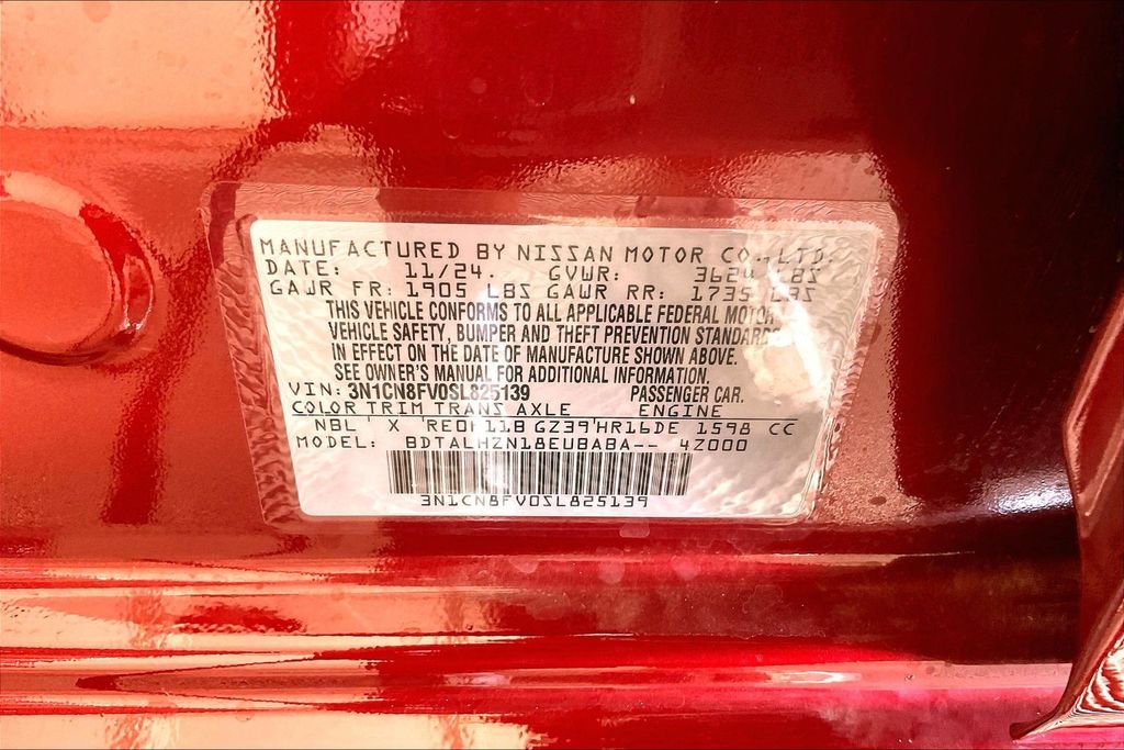 Certified 2025 Nissan Versa SR w/ Trunk Package FWD image 40