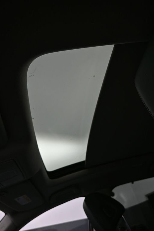 Certified 2023 Acura MDX SH-AWD w/ Technology Package image 18