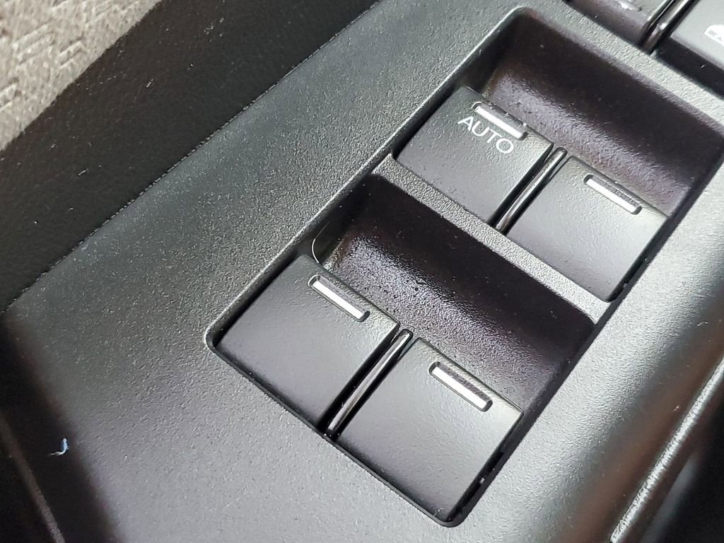 Used 2015 Honda CR-V EX image 34