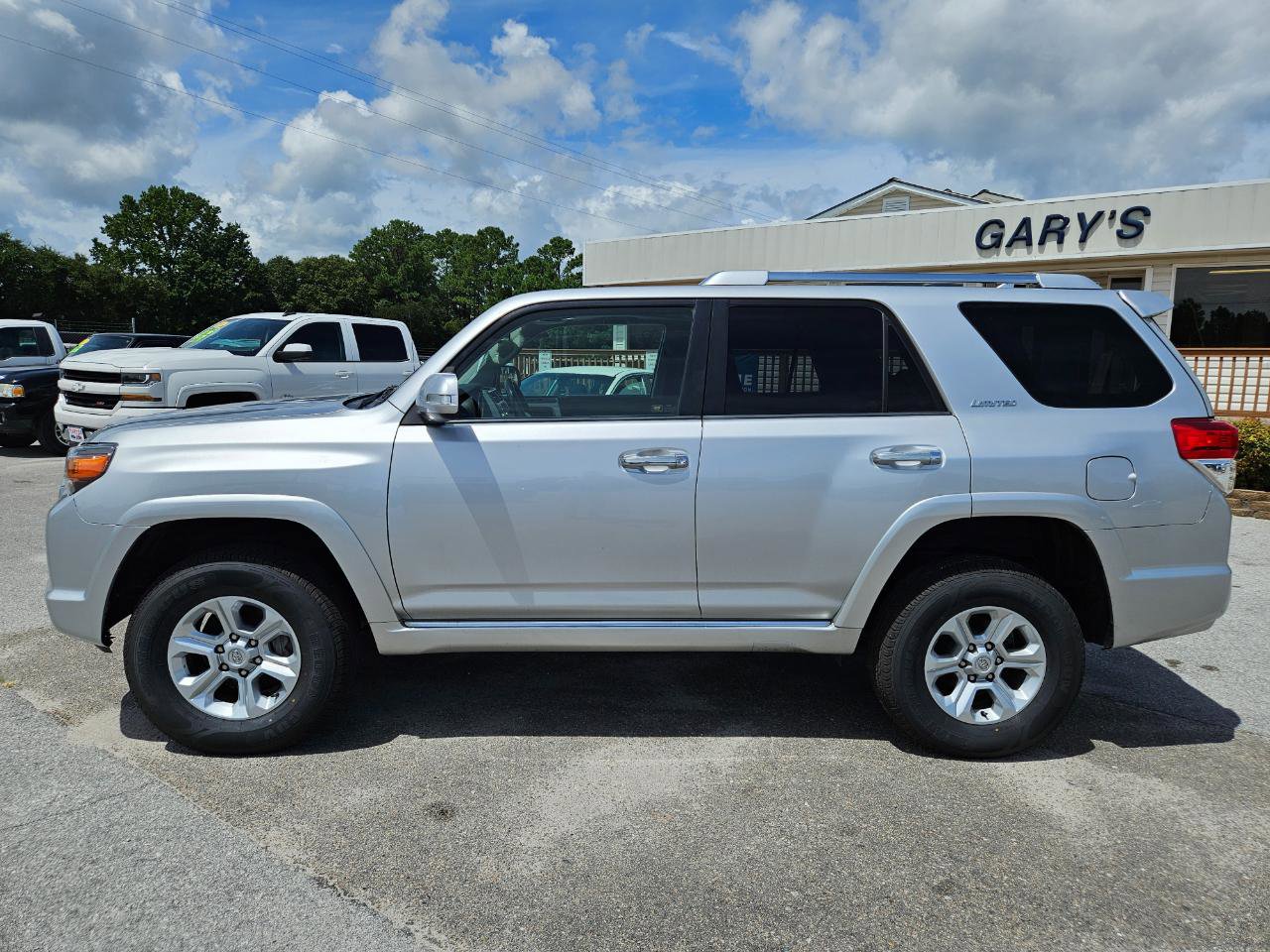 Used 2010 Toyota 4Runner Limited image 3
