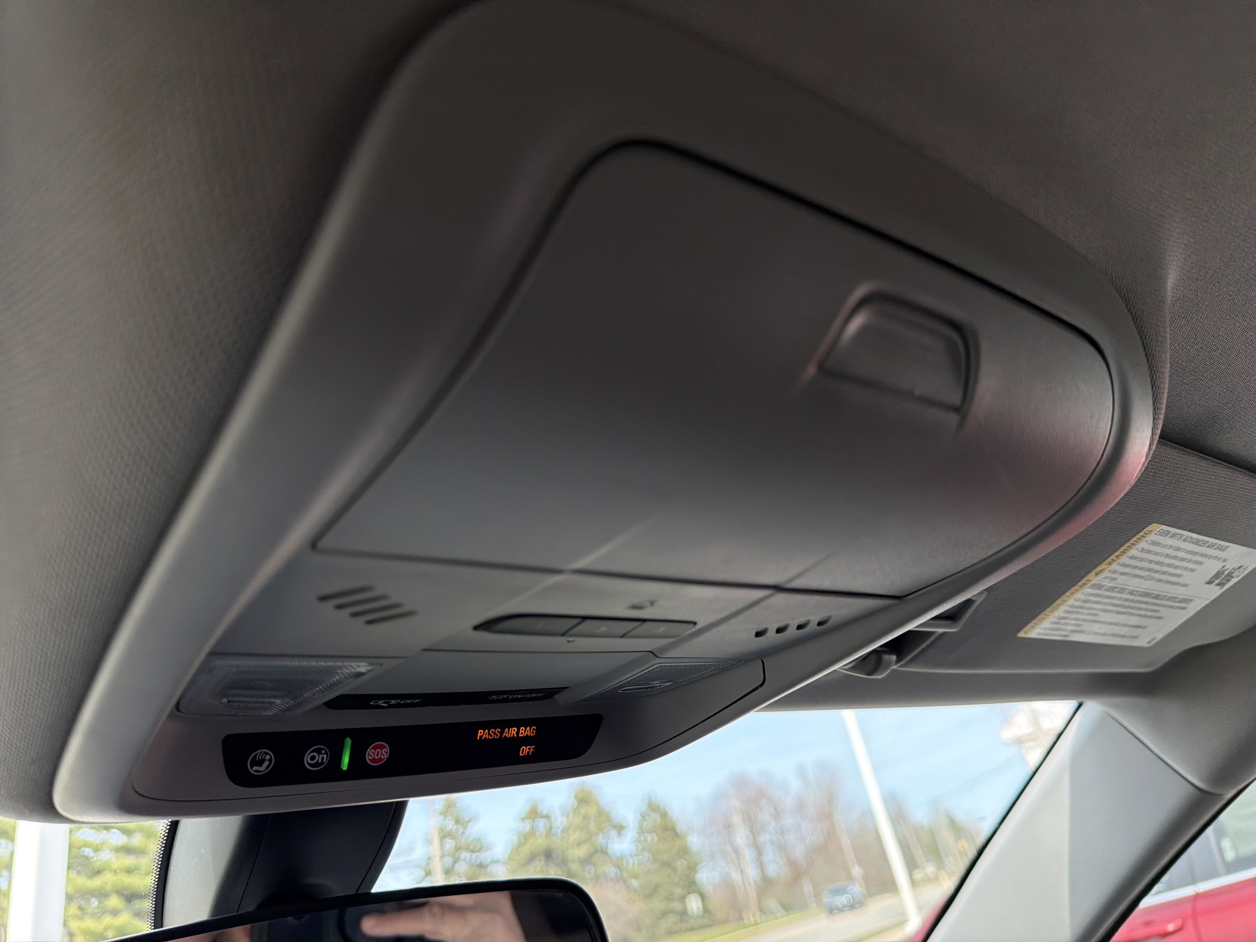 Used 2018 Chevrolet Equinox LT image 34