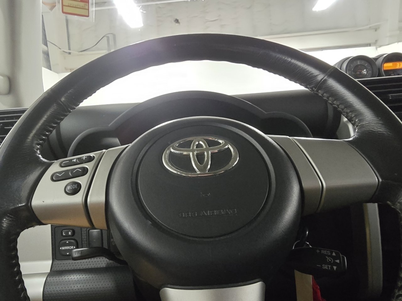 Used 2010 Toyota FJ Cruiser Base image 26