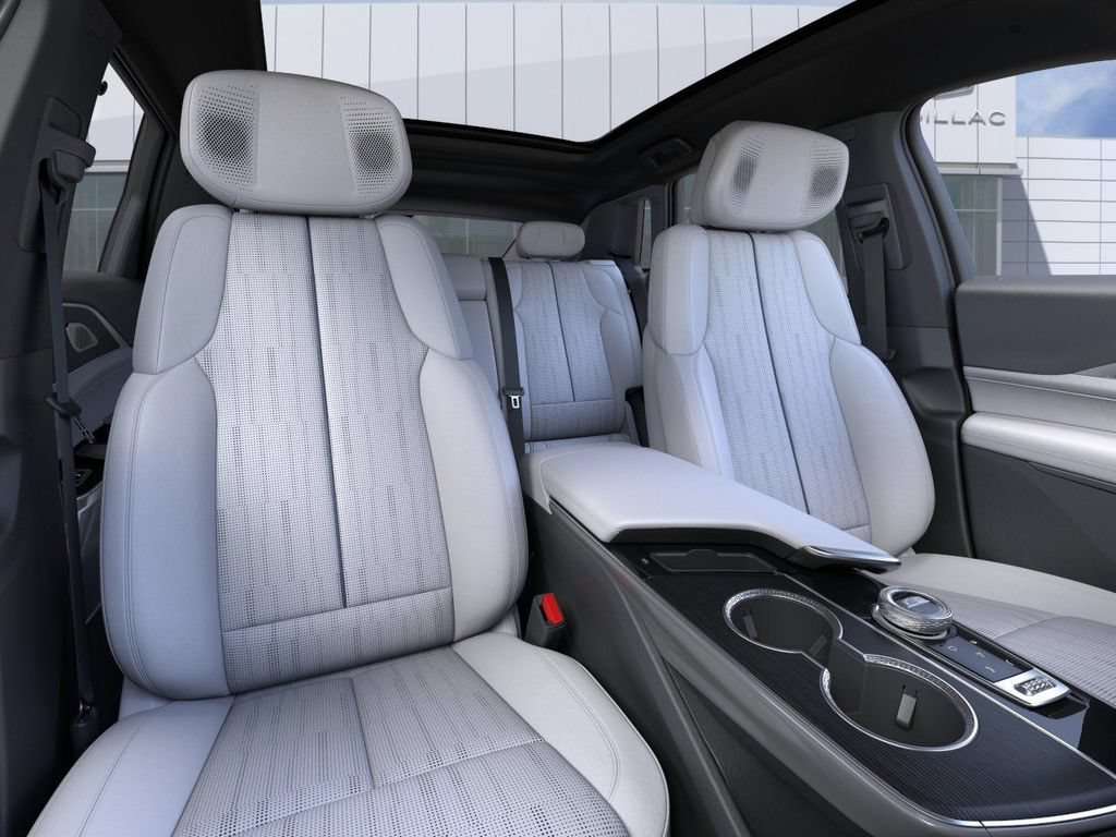 New 2026 Cadillac Lyriq Signature Sport w/ LPO, ONYX Package AWD/4WD image 16