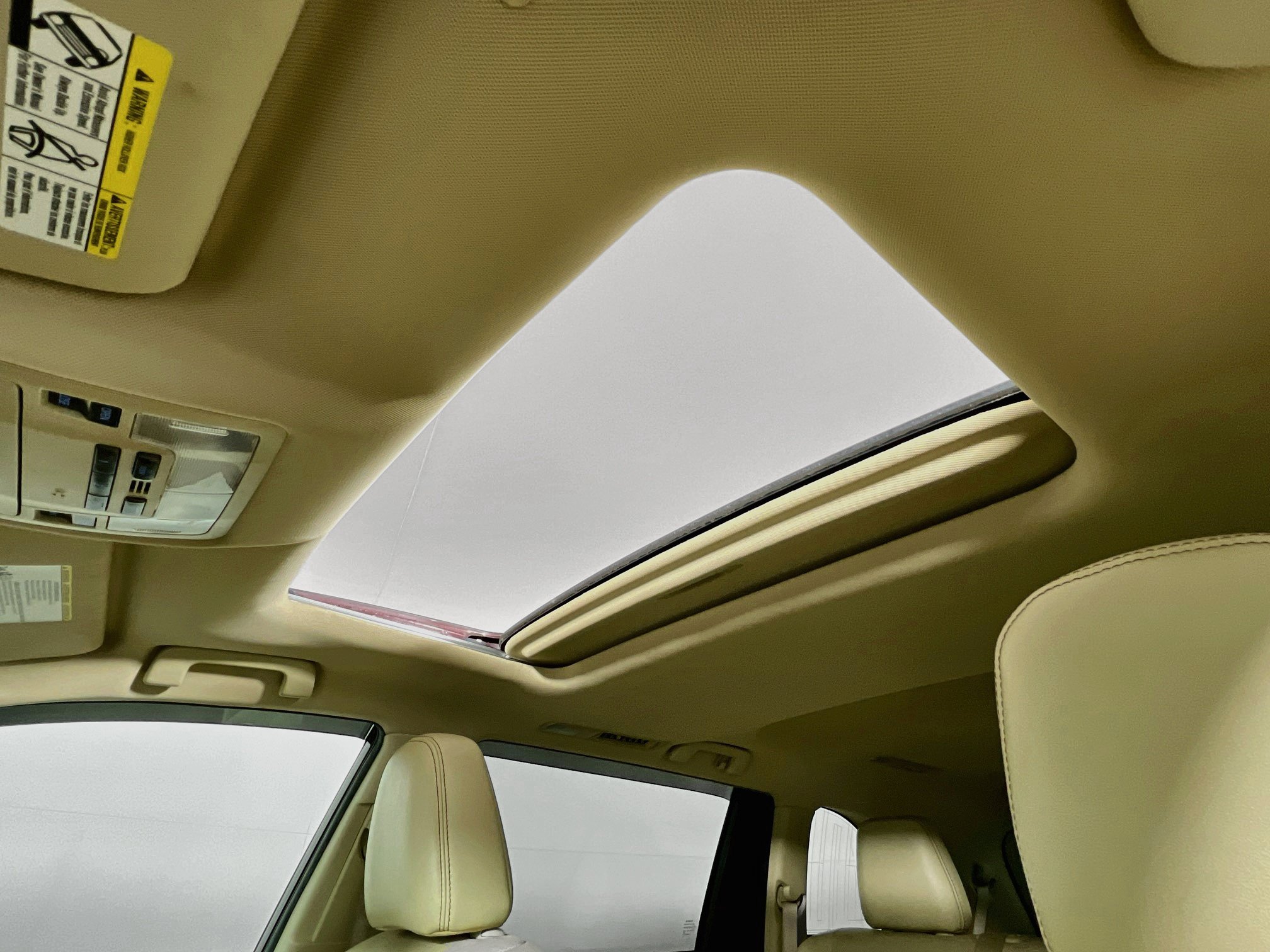 Used 2019 Toyota Highlander Limited AWD/4WD image 14