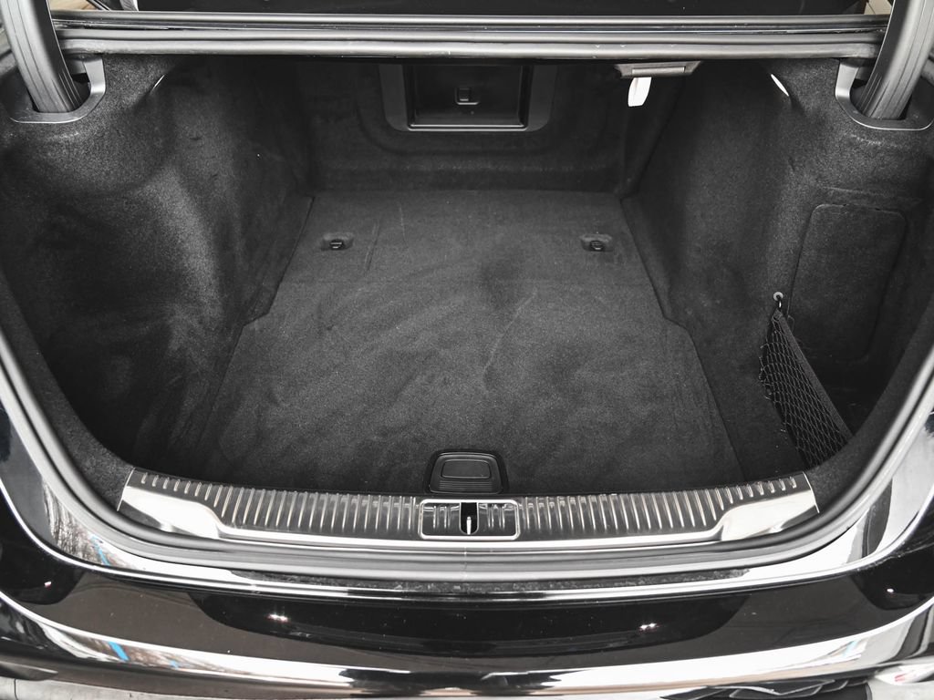Used 2023 Mercedes-Benz S 500 4MATIC w/ AMG Line image 38
