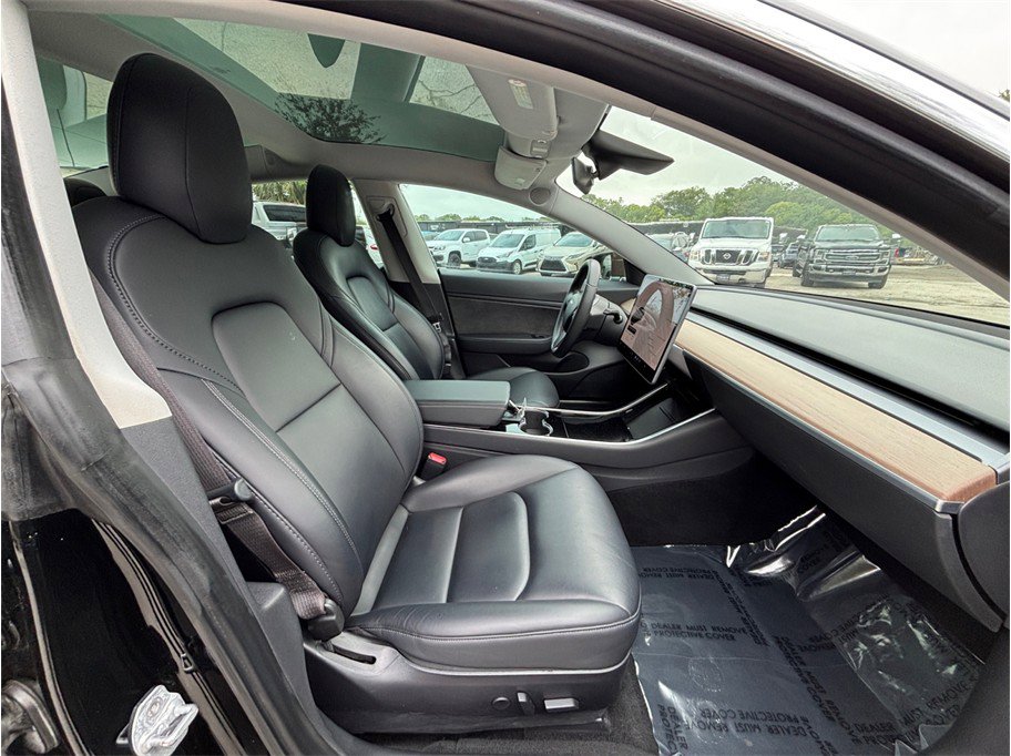 Used 2018 Tesla Model 3 Mid Range image 38