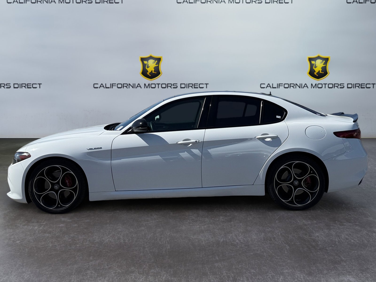 Used 2022 Alfa Romeo Giulia Veloce image 2