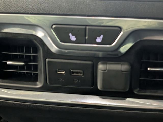 Used 2019 Chevrolet Silverado 1500 LTZ w/ LTZ Plus Package AWD/4WD image 24