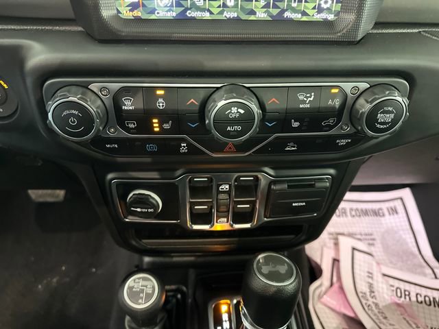 Used 2023 Jeep Wrangler Unlimited w/ Cold Weather Group image 23