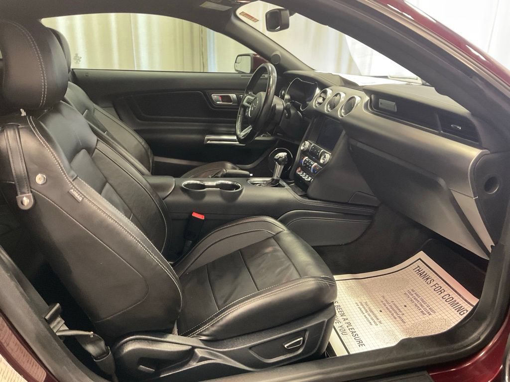 Used 2018 Ford Mustang Premium w/ Equipment Group 201A RWD image 32